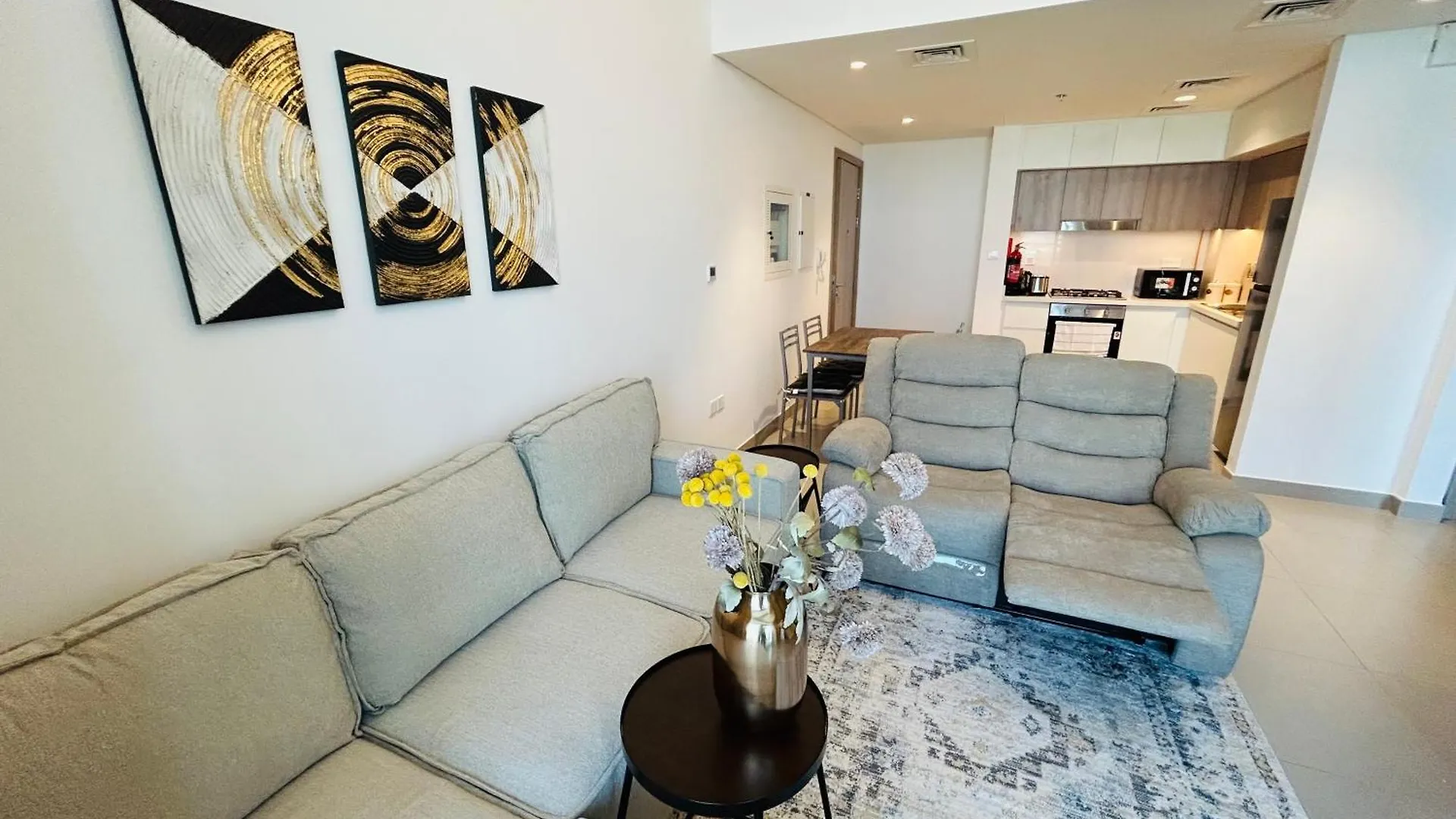 Beautiful View, Fully-Equipped Apartment Dubai