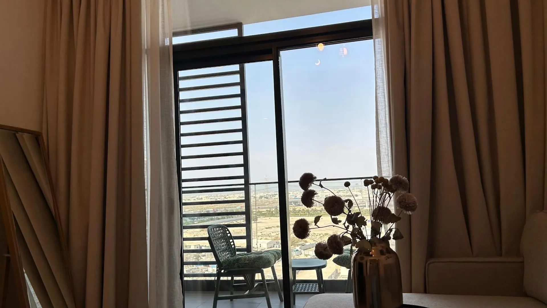 Beautiful View, Fully-Equipped Apartment Dubai