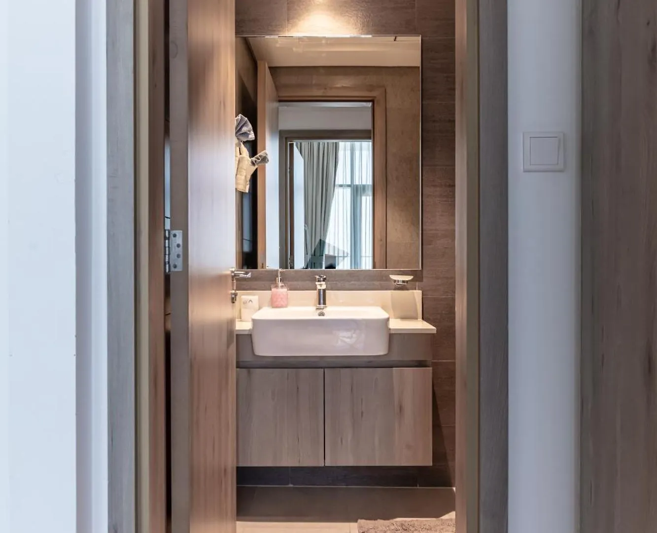 Beautiful View, Fully-Equipped Apartment Dubai