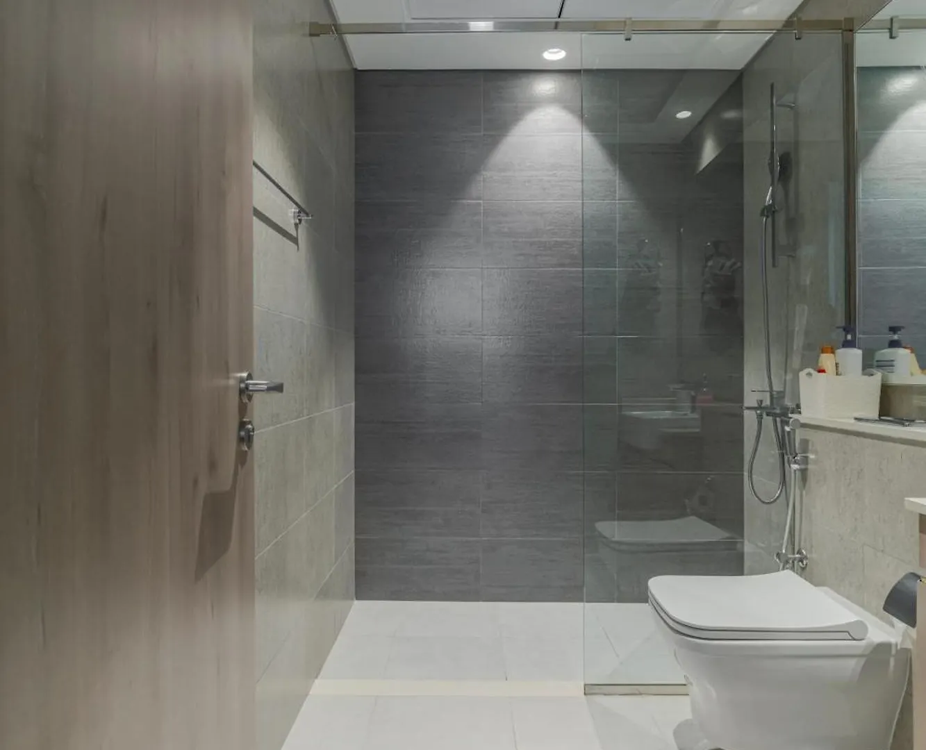 Beautiful View, Fully-Equipped Apartment Dubai United Arab Emirates